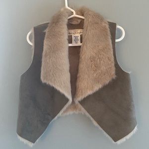 Faux suede vest (2-4 yrs)